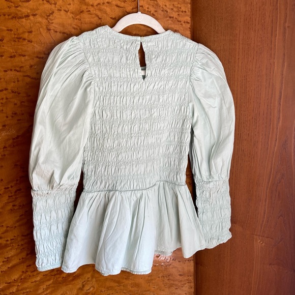 H&M Ruffle Top - Picture 4 of 4